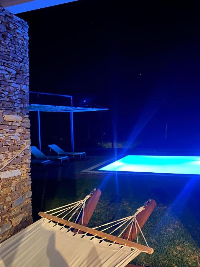 Cristelia Seafront & Pool Villa 라카니아 외부 사진