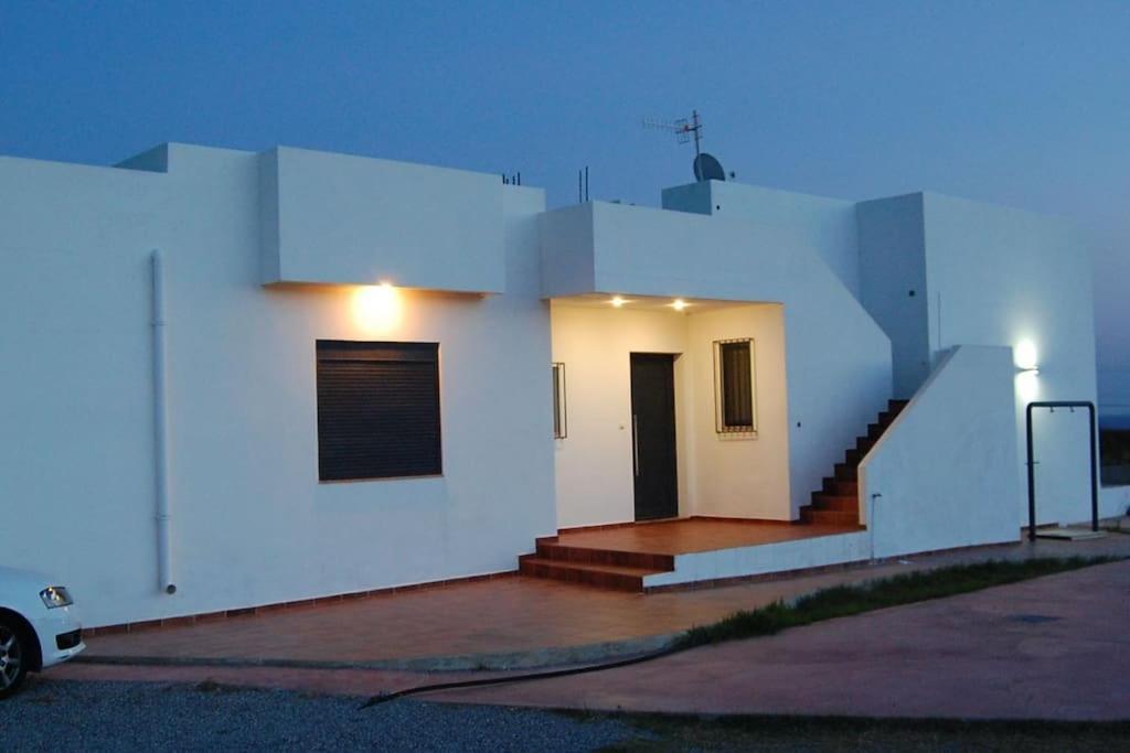 Cristelia Seafront & Pool Villa 라카니아 외부 사진