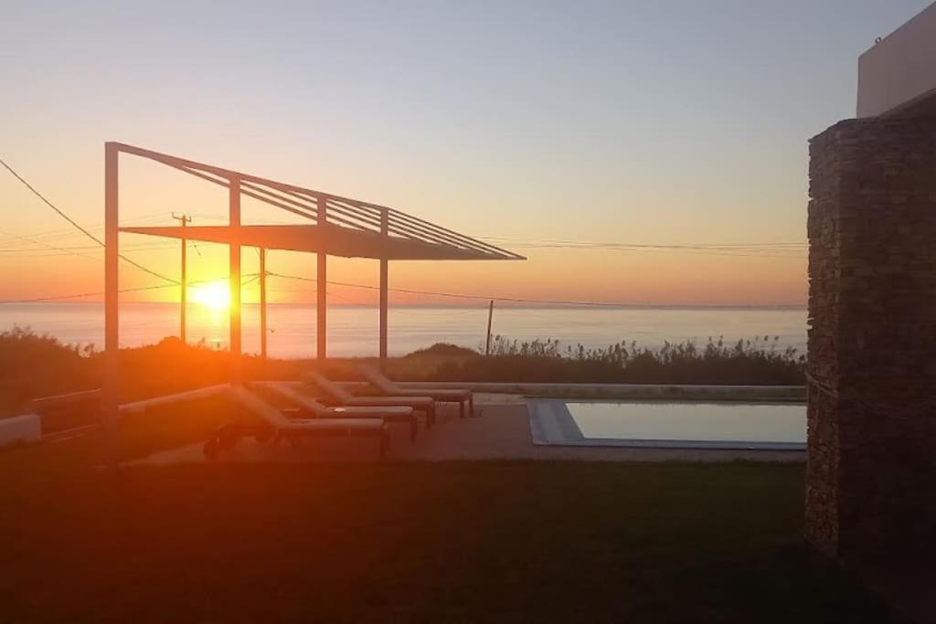 Cristelia Seafront & Pool Villa 라카니아 외부 사진