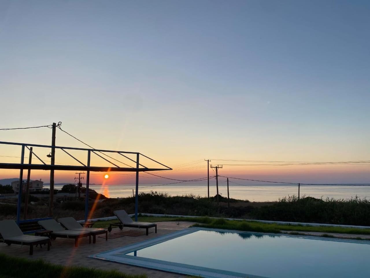 Cristelia Seafront & Pool Villa 라카니아 외부 사진