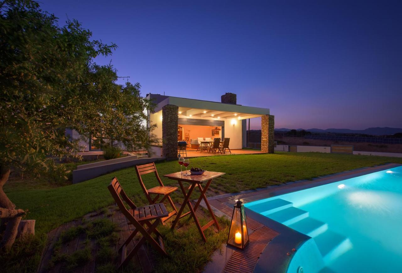 Cristelia Seafront & Pool Villa 라카니아 외부 사진