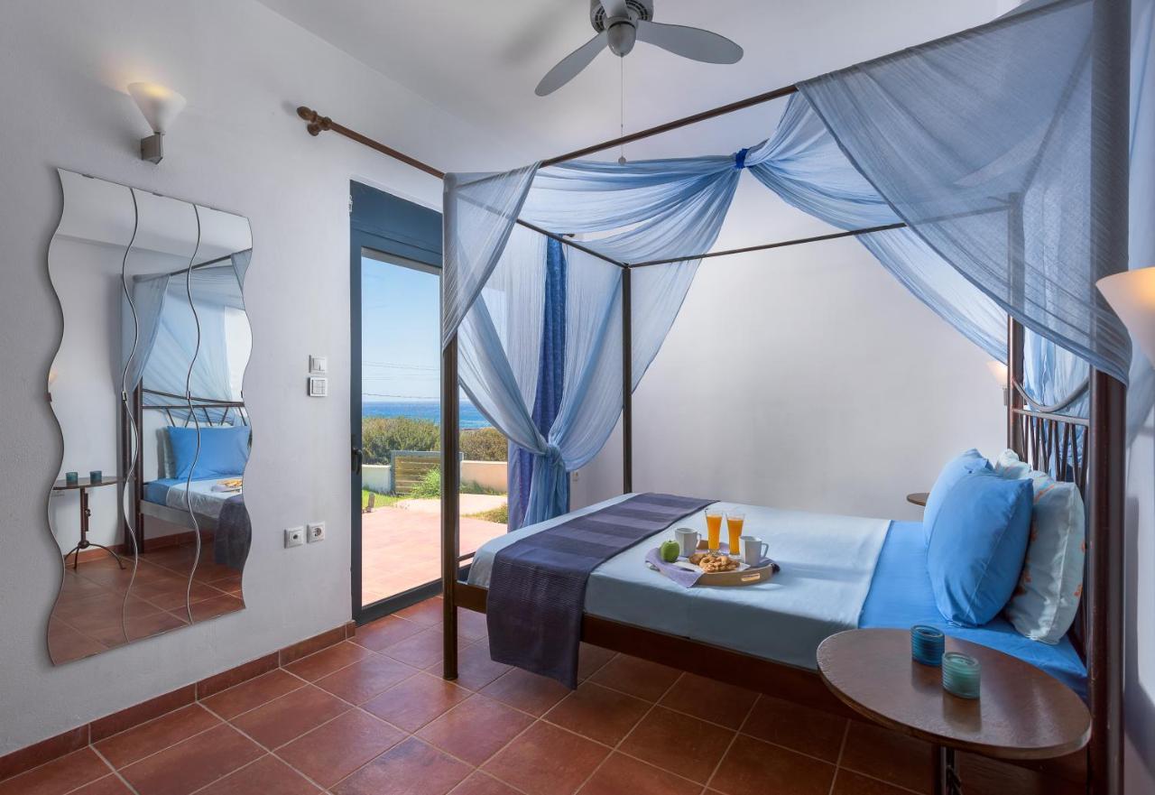 Cristelia Seafront & Pool Villa 라카니아 외부 사진