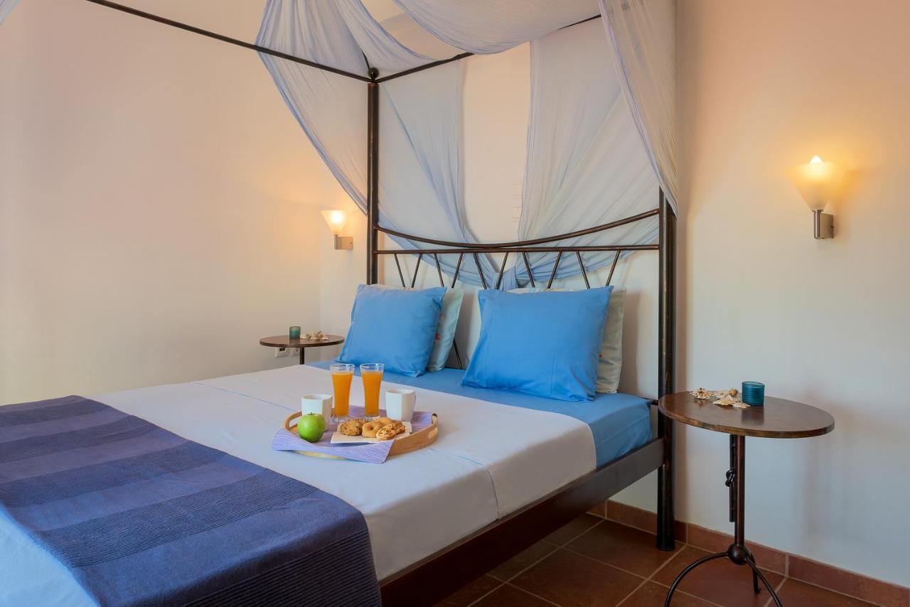 Cristelia Seafront & Pool Villa 라카니아 외부 사진